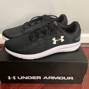 Under Armour charged pursuit 2 black mens size 12 new in box